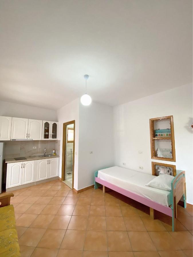 Vila Arlind Hotel Vlorë Esterno foto