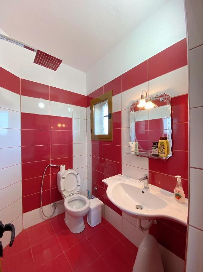 Vila Arlind Hotel Vlorë Esterno foto