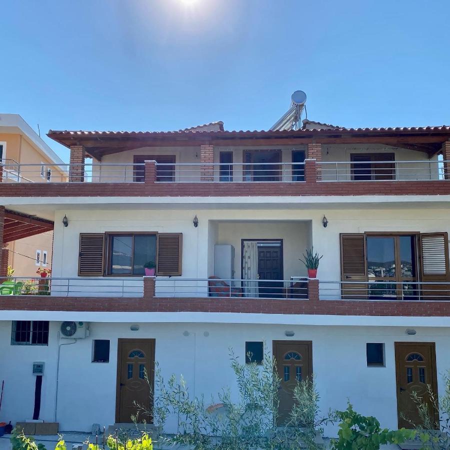 Vila Arlind Hotel Vlorë Esterno foto